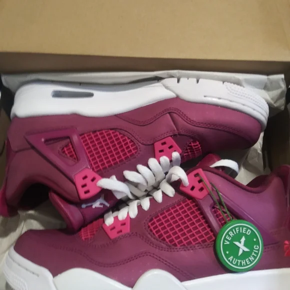 Jordan Shoes Jordan Retro Valentine Poshmark